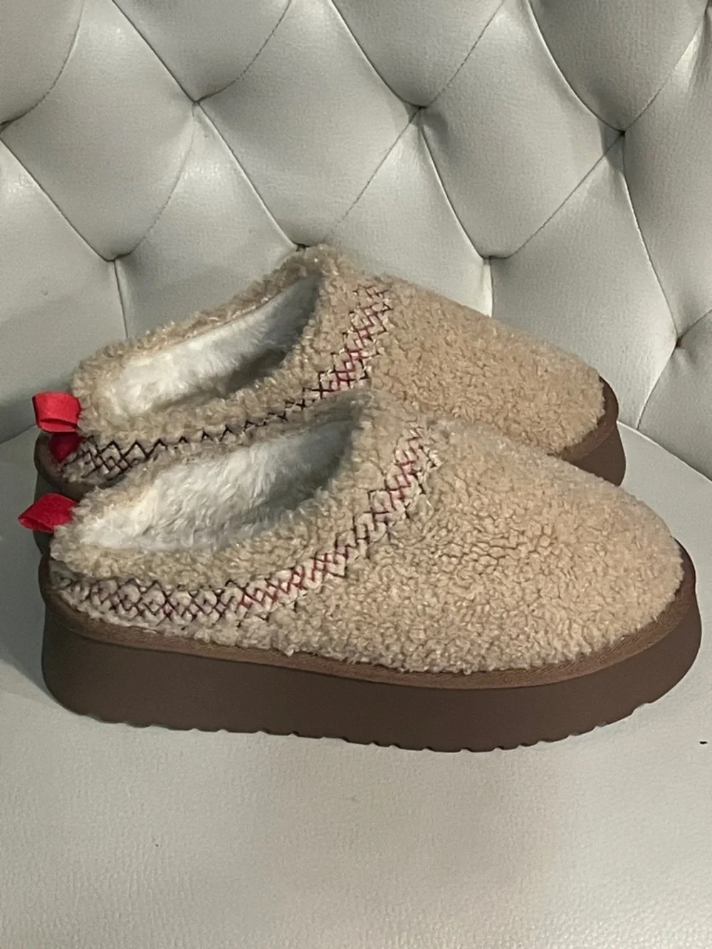 Teddy Plush faux Sherpa Platform- slides Beige Brown Sole Size 7/7.5 - Picture 7 of 8